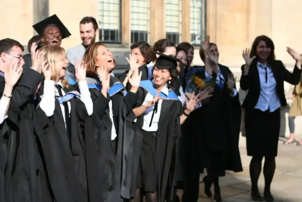 Clarendon Scholarships at Oxford University