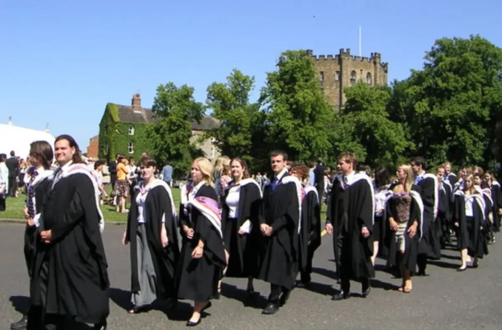 GEMS International Undergraduate Scholarship